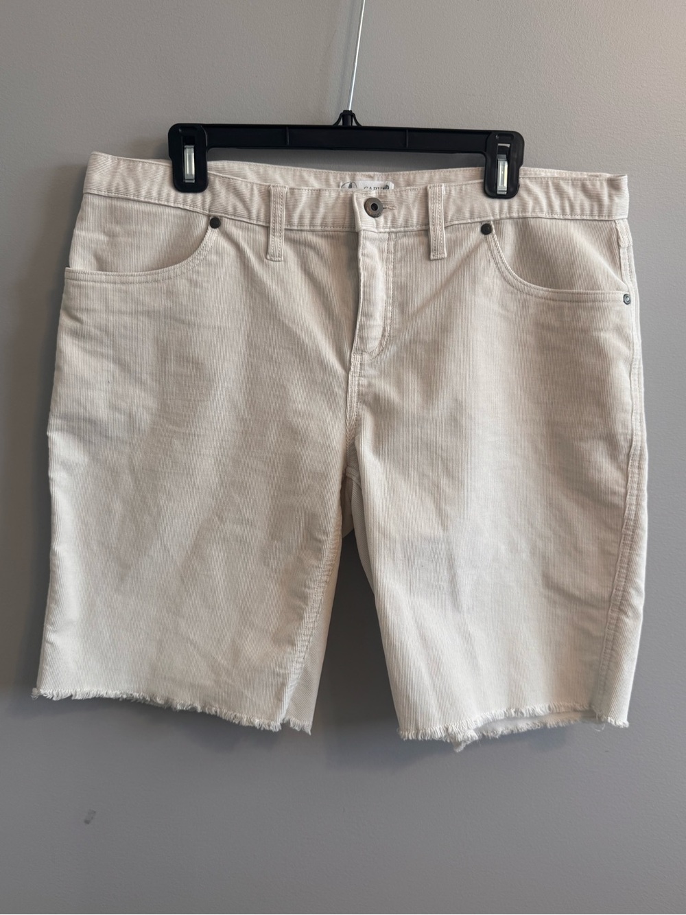 Carve Designs Oahu Corduroy Bermuda Shorts White Raw Hem Size 12